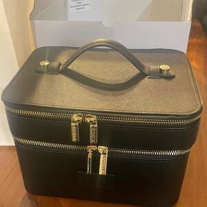 ETOILE Duo Vanity Case in Black and Gold